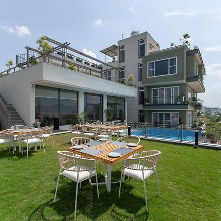 Suramya-A Luxury Boutique Hotel Udaipur Exteriör bild