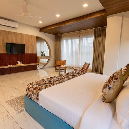 Suramya-A Luxury Boutique Hotel Udaipur Exteriör bild