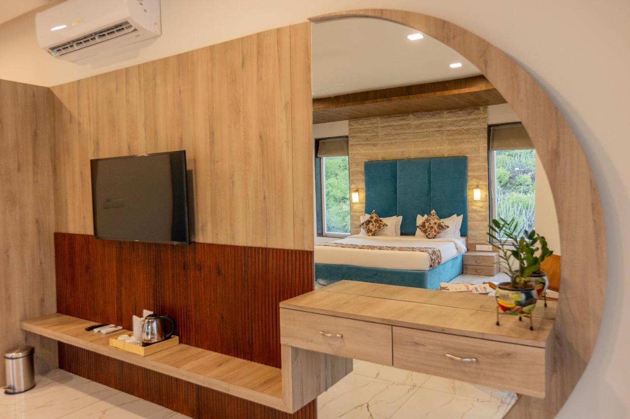Suramya-A Luxury Boutique Hotel Udaipur Exteriör bild