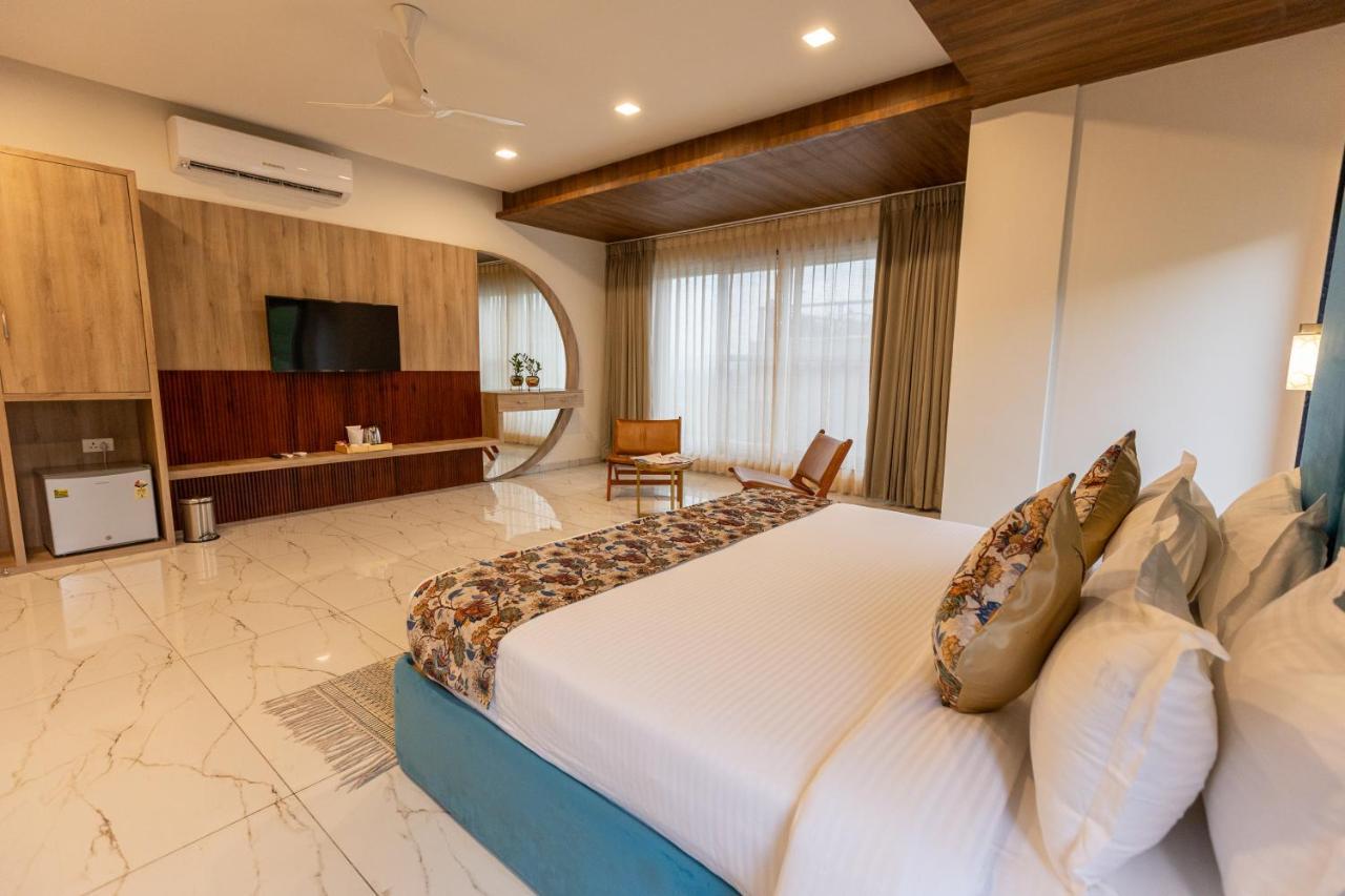 Suramya-A Luxury Boutique Hotel Udaipur Exteriör bild