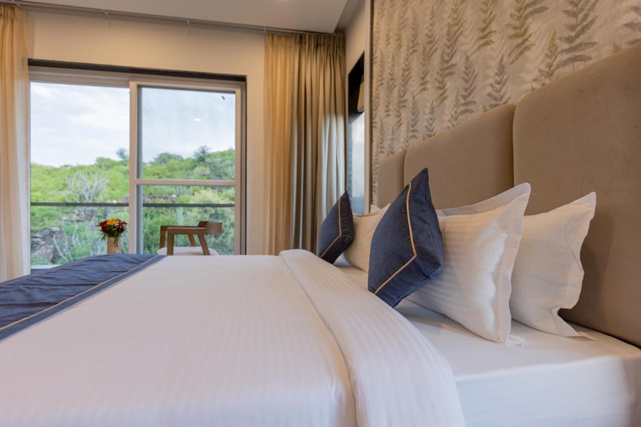 Suramya-A Luxury Boutique Hotel Udaipur Exteriör bild
